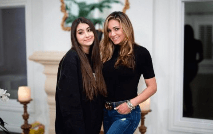 Nicolette Gray Net Worth